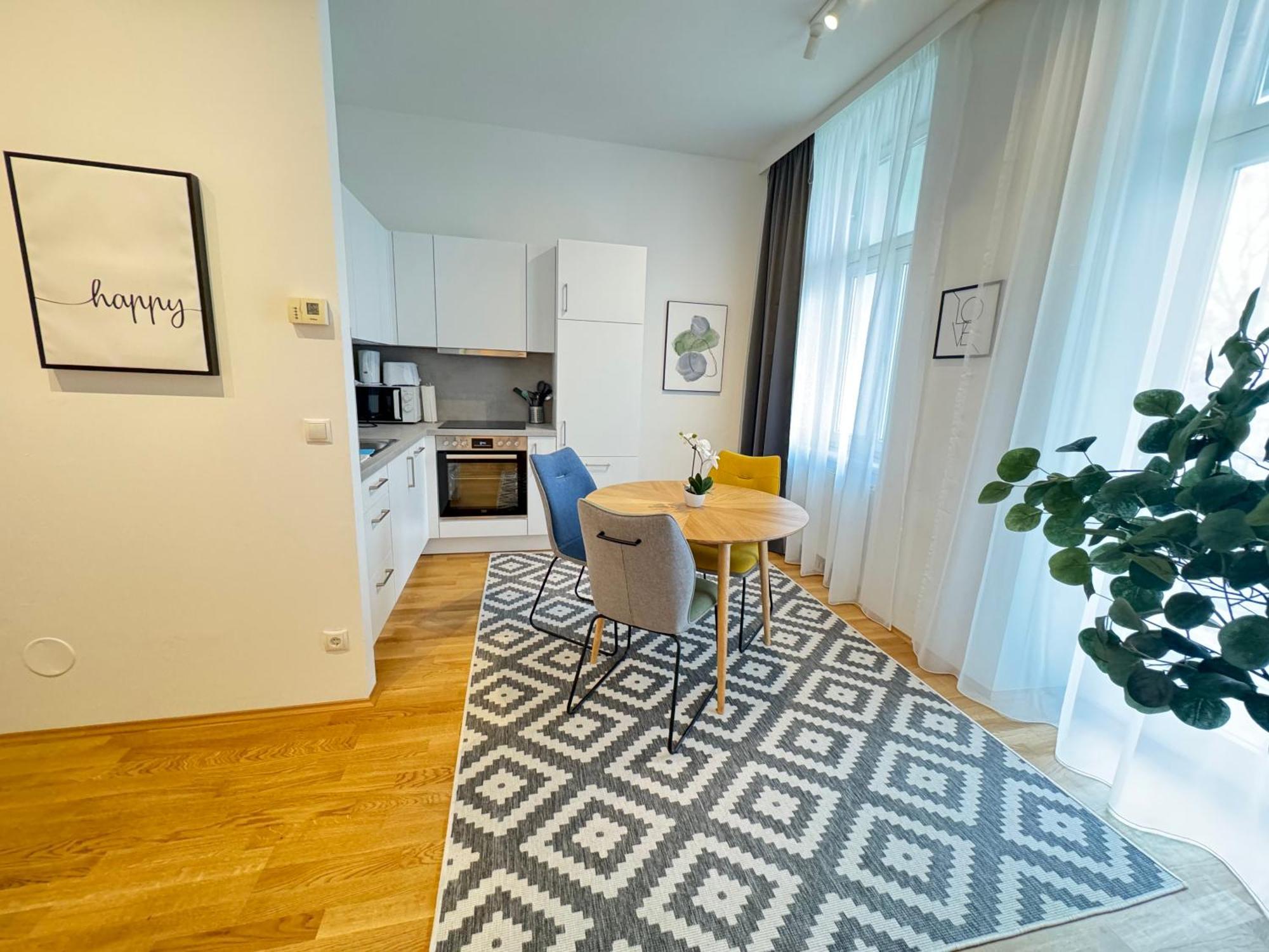 Trendy Apartment Zentral Gelegen فيينا المظهر الخارجي الصورة